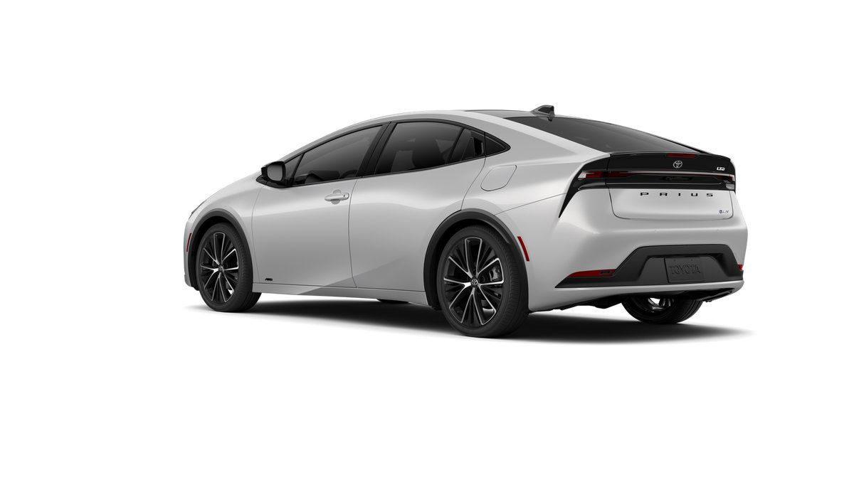 New 2027 Toyota Prius Limited w/ Limited Premium Package AWD/4WD image 8