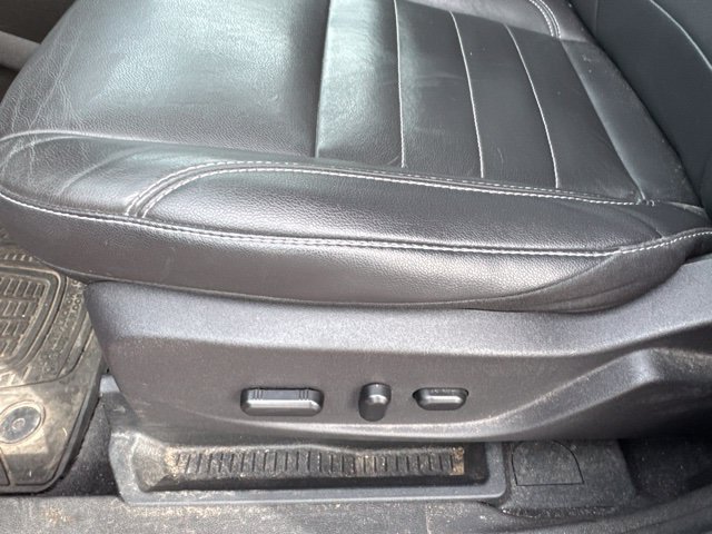 Used 2016 Ford Escape Titanium w/ Equipment Group 301A AWD/4WD image 20