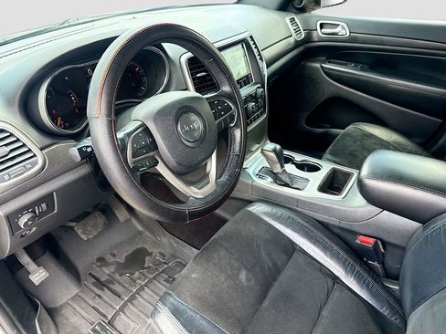 Used 2018 Jeep Grand Cherokee Altitude image 25