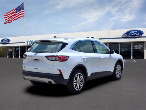 Used 2022 Ford Escape SEL image 3