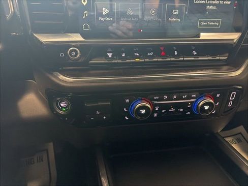 Used 2024 GMC Sierra 3500 SLT w/ SLT Premium Package image 29