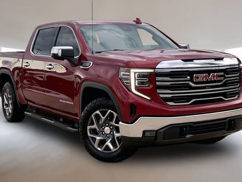 Used 2022 GMC Sierra 1500 SLT AWD/4WD image 12