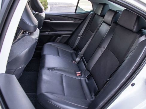 Used 2025 Toyota Camry XLE w/ Premium Plus Package image 23