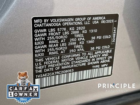 Certified 2024 Volkswagen Atlas Cross Sport SEL R-Line image 35