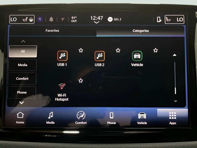 Used 2025 Chrysler Pacifica Select FWD image 50