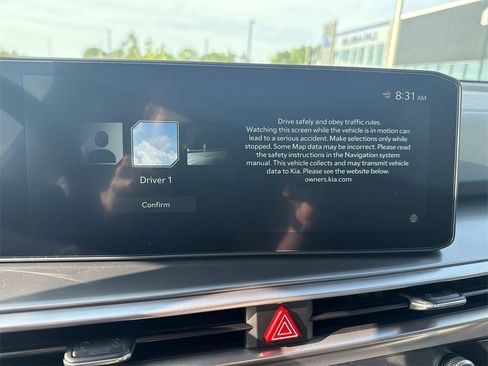 New 2025 Kia Sorento S image 13