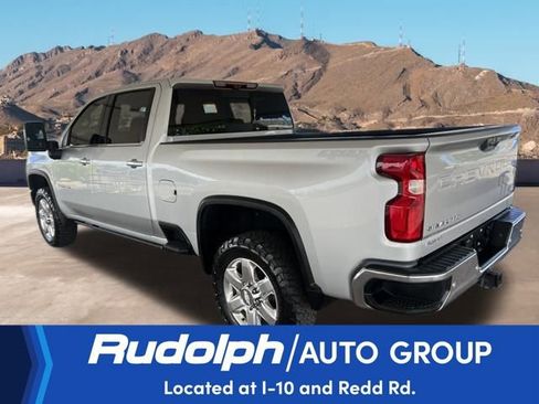 Used 2020 Chevrolet Silverado 2500 LTZ w/ LTZ Premium Package image 3