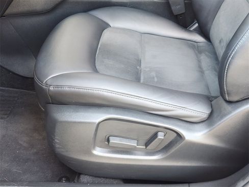 Used 2020 MAZDA CX-5 Touring image 23