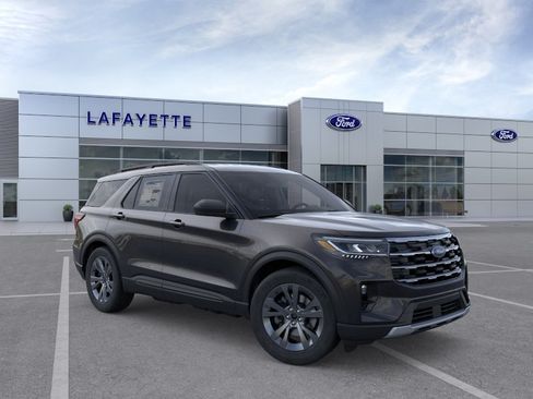 New 2026 Ford Explorer Active w/ Active Comfort Package AWD/4WD image 7