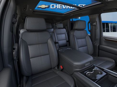 New 2026 Chevrolet Tahoe High Country AWD/4WD image 16