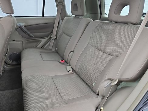 Used 2005 Toyota RAV4 2WD image 12