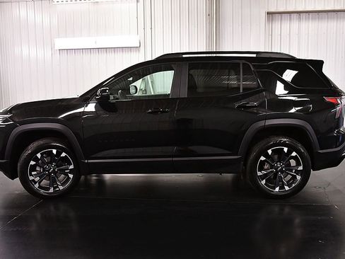 Used 2025 Chevrolet Equinox RS FWD image 4