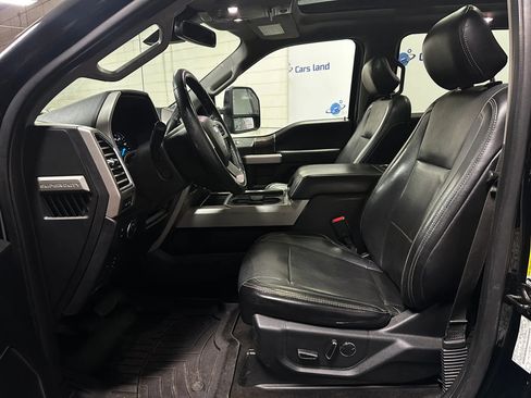 Used 2017 Ford F250 Lariat w/ Lariat Ultimate Package AWD/4WD image 11