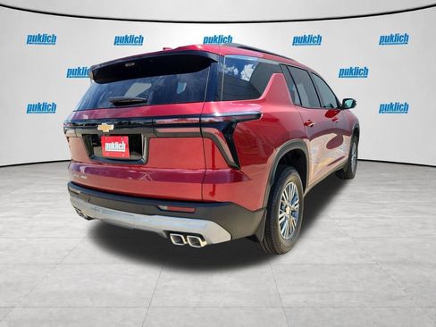New 2026 Chevrolet Traverse LT w/ Driver Confidence Package AWD/4WD image 6