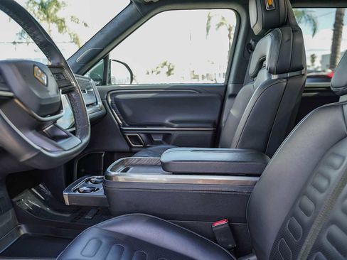 Used 2023 Rivian R1T Adventure image 17