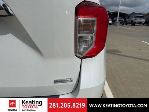 Used 2020 Ford Explorer XLT w/ Equipment Group 202A image 9