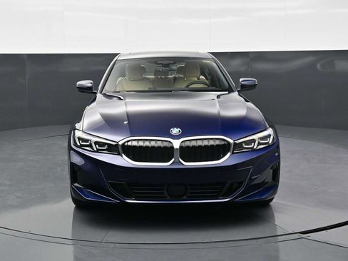 New 2026 BMW 330i Sedan w/ Premium Package RWD image 2