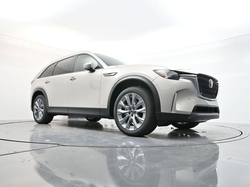 New 2026 MAZDA CX-90 3.3 Turbo w/ Preferred Package AWD/4WD image 17