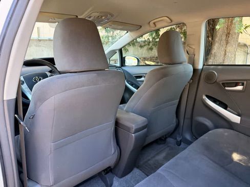Used 2010 Toyota Prius Three FWD image 12