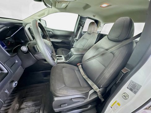 Used 2021 Chevrolet Colorado LT w/ Fleet Safety Package image 13