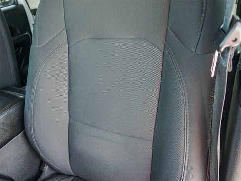 Used 2019 Jeep Wrangler Unlimited Sport S image 19