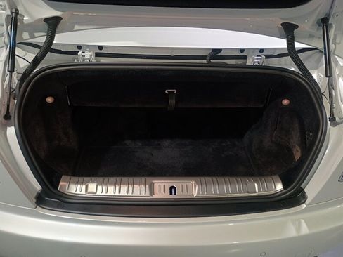 Used 2018 Rolls-Royce Dawn image 25