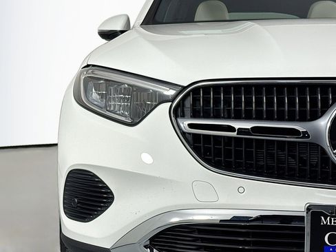 New 2026 Mercedes-Benz GLC 300 4MATIC image 13