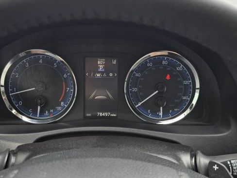 Used 2017 Toyota Corolla SE FWD image 19