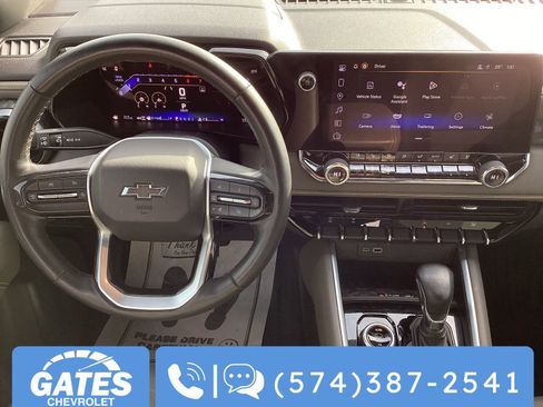 Used 2023 Chevrolet Colorado ZR2 w/ ZR2 Convenience Package III image 19