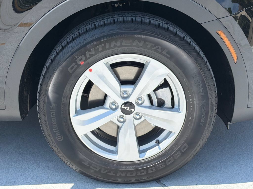 New 2026 Kia Sorento LX FWD image 7