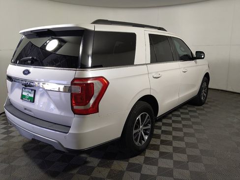 Used 2019 Ford Expedition XLT w/ Equipment Group 202A RWD image 9