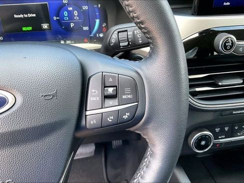 Used 2020 Ford Escape SE Sport FWD image 17