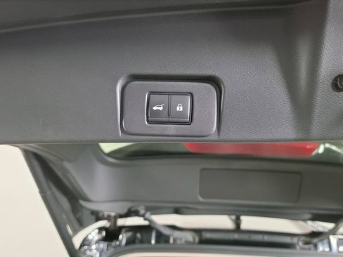 Used 2023 Nissan Rogue Platinum AWD/4WD image 14