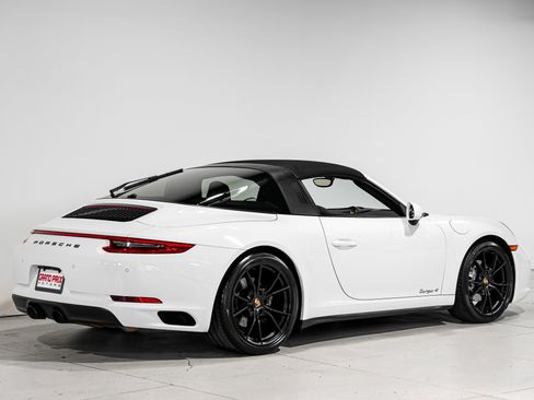 Used 2017 Porsche 911 Targa 4 image 4