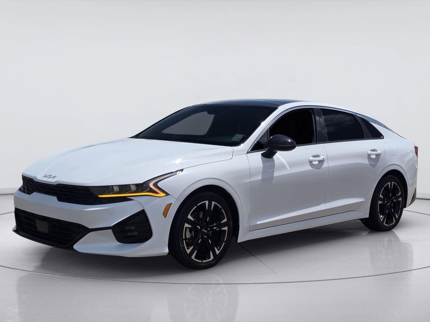 Used 2022 Kia K5 GT-Line w/ GT-Line Awd Premium Package image 1