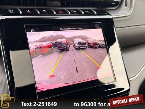 New 2025 Jeep Grand Cherokee Laredo X image 19