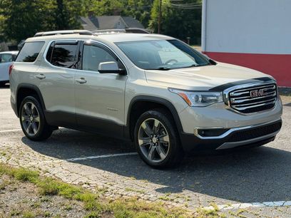 Used 2017 GMC Acadia SLT