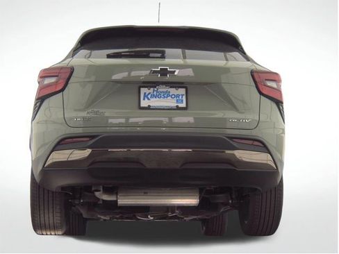Used 2026 Chevrolet Trax ACTIV w/ Sunroof Package FWD image 9