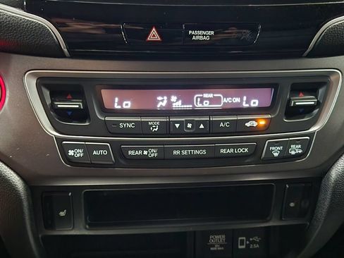 Used 2019 Honda Pilot EX-L image 30