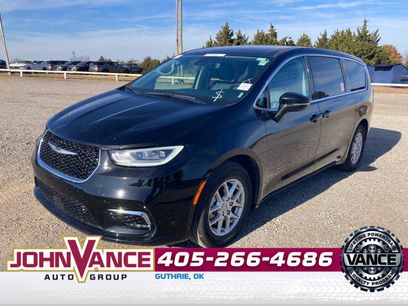 Used 2024 Chrysler Pacifica Touring-L