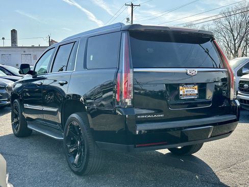 Used 2018 Cadillac Escalade 4WD image 5