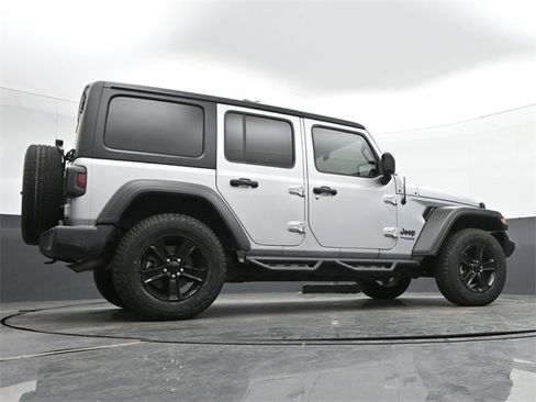 Used 2022 Jeep Wrangler Unlimited Sport image 12