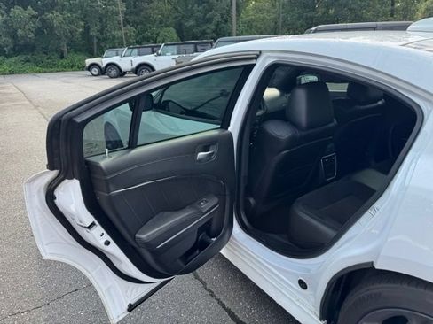 Used 2023 Dodge Charger Scat Pack w/ Plus Group RWD image 12