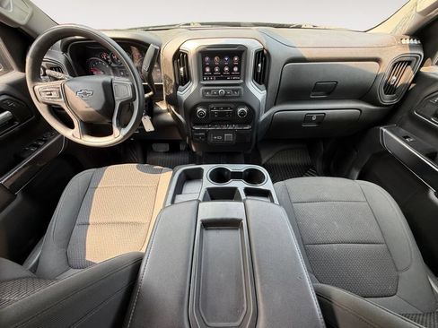 Used 2021 Chevrolet Silverado 1500 Custom Trail Boss w/ Midnight Edition AWD/4WD image 13