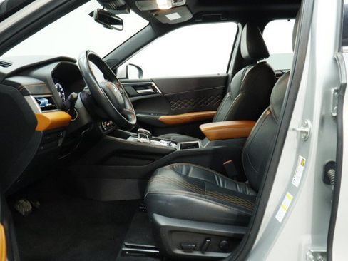 Used 2022 Mitsubishi Outlander SEL FWD image 7