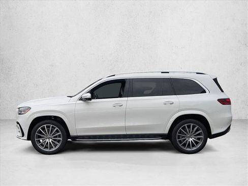 New 2026 Mercedes-Benz GLS 580 4MATIC image 5