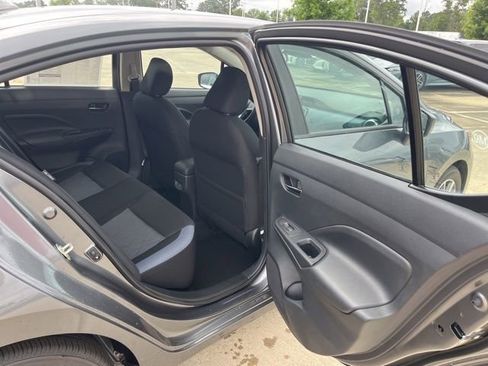 Used 2025 Nissan Versa SV image 14