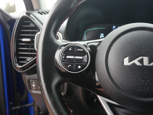 Used 2023 Kia Soul GT-Line image 23