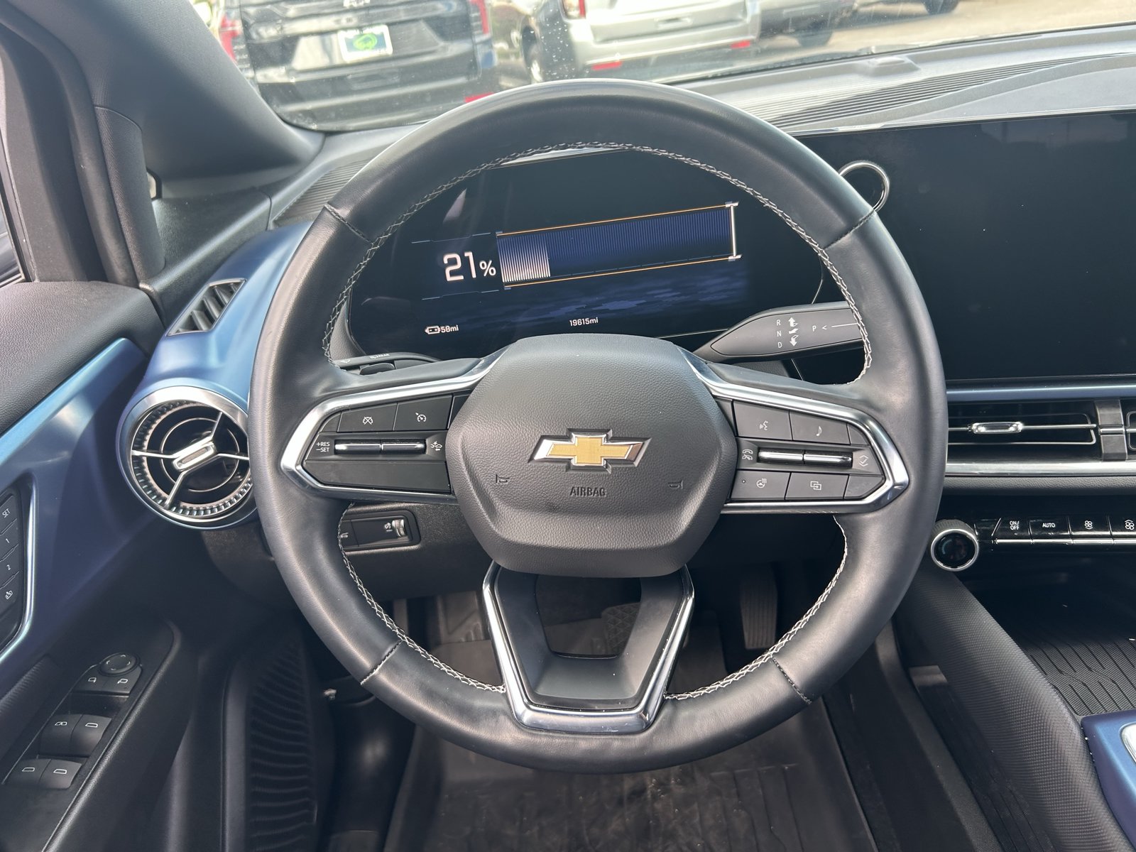 Certified 2024 Chevrolet Equinox EV LT FWD image 22