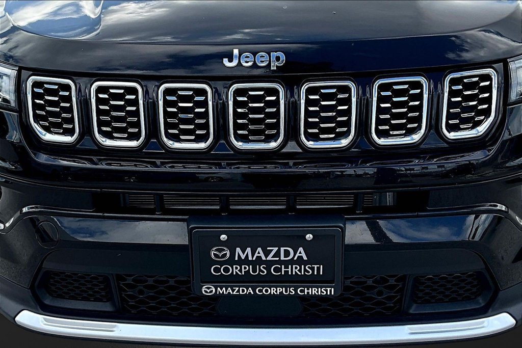 Used 2025 Jeep Compass Limited AWD/4WD image 34